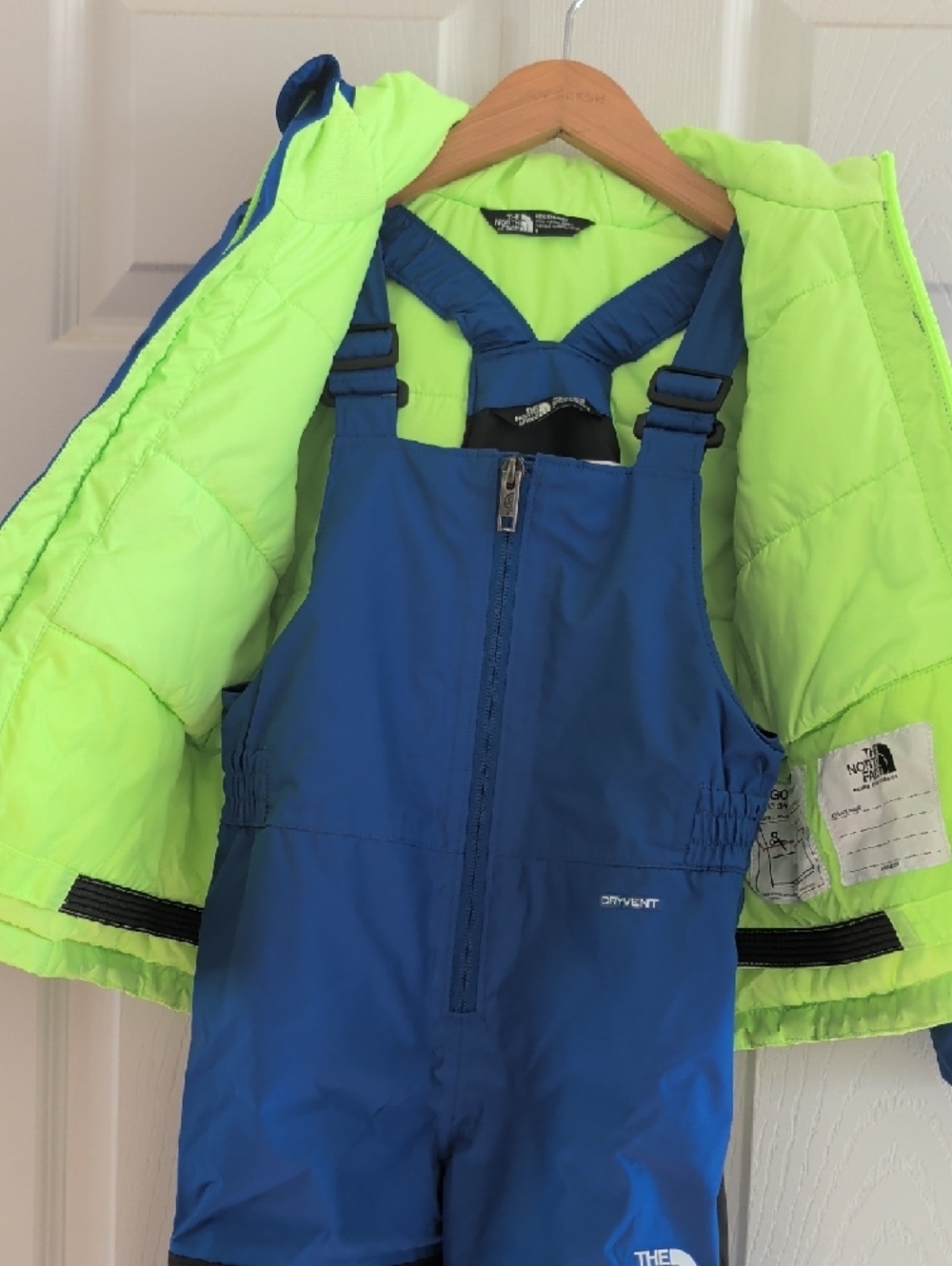 North Face Kids Waterproof Ski Suit | 4T Waterproof Boys Snowsuit - Picture 4 of 16